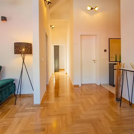 Daire Exclusive Penthouse Old Town With Sauna And Jacuzzi Mostar